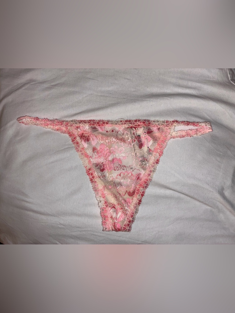 🎀 2/$15 🎀PINK Victoria's Secret Floral Lace Pink Thong
